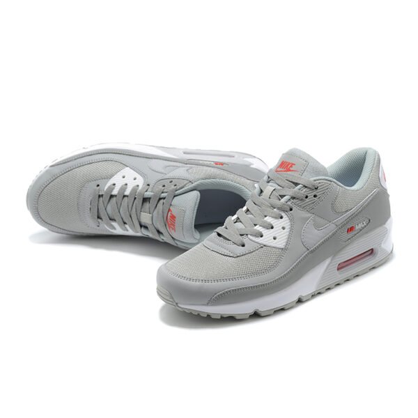 Nike AIR MAX 90 - Image 2