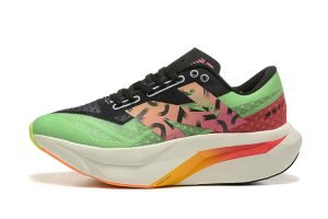 New Balance FuelCell Rebel V4