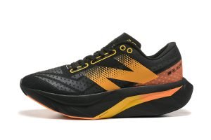 New Balance FuelCell Rebel V4