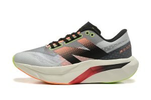 New Balance FuelCell Rebel V4