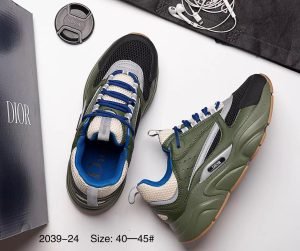Dior B22