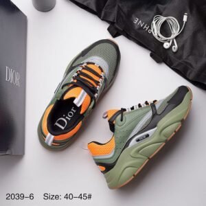 Dior B22
