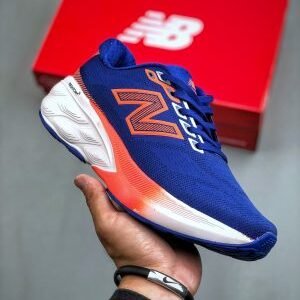 New Balance 880