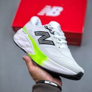 New Balance 880