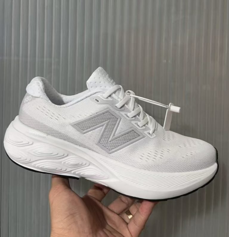 New Balance 880 V15