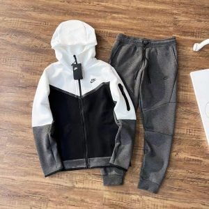 Nike suit