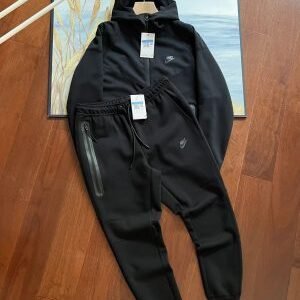 Nike suit