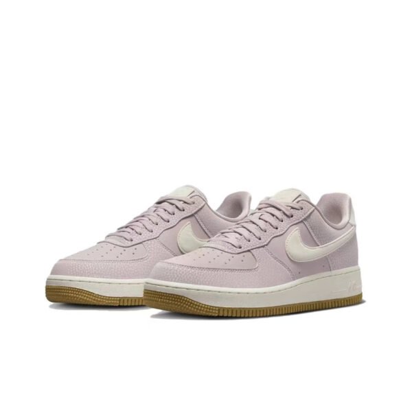 Nike Air Force 1 - Image 2