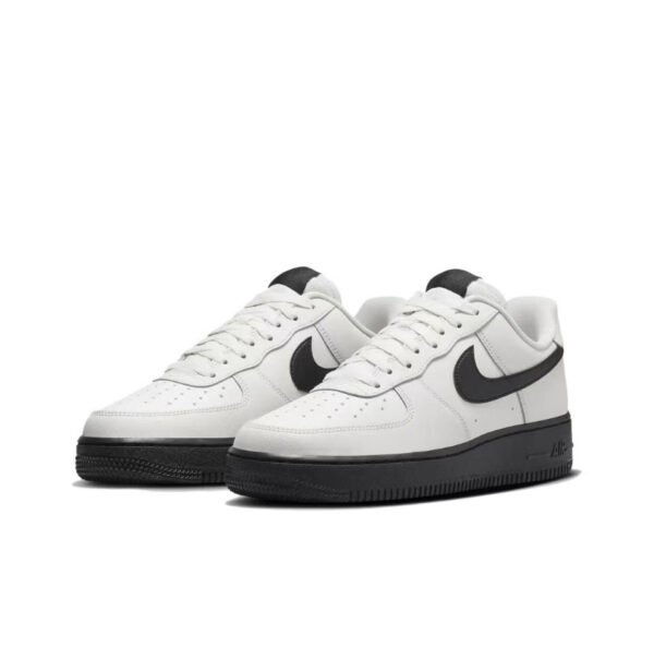 Nike Air Force 1 - Image 2