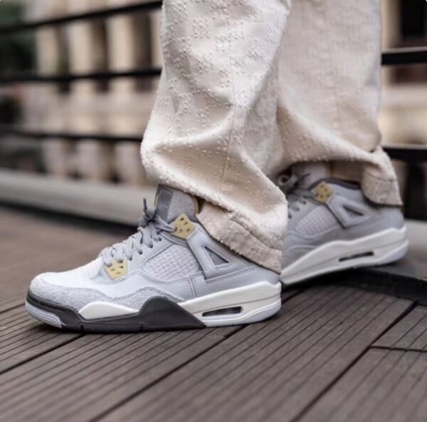 Jordan Air Jordan  4 - Image 2