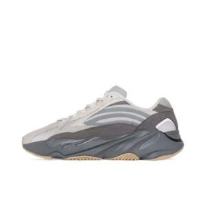 Adidas Yeezy boost 700 V2