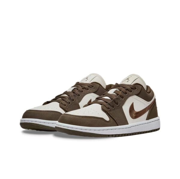 Jordan Air Jordan 1 Low - Image 2