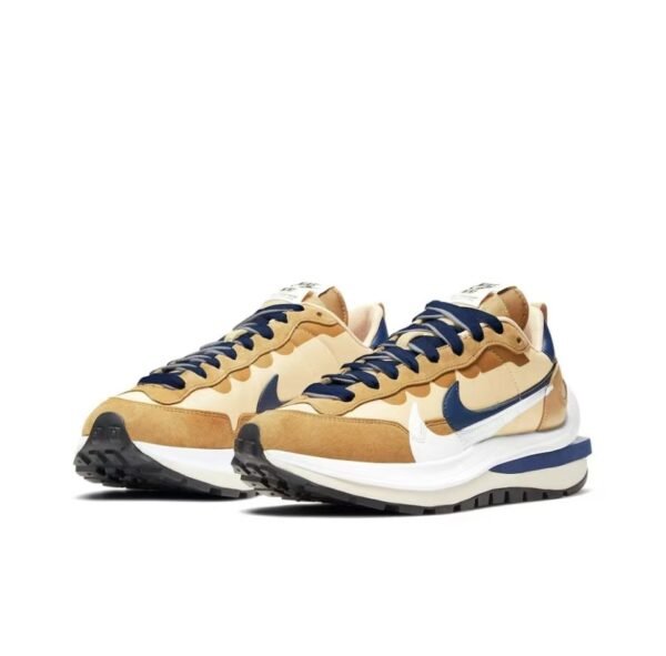 Nike sacai 3.0 - Image 2