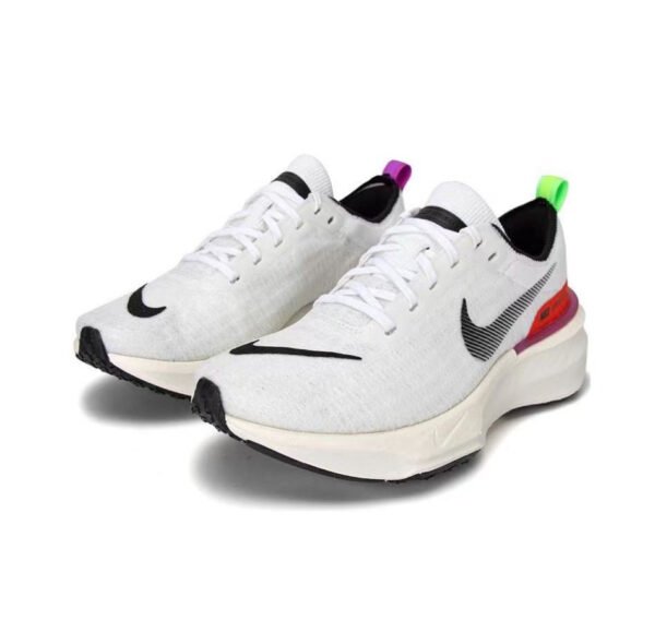 ZoomX Invincible Run Flyknit 3 - Image 2