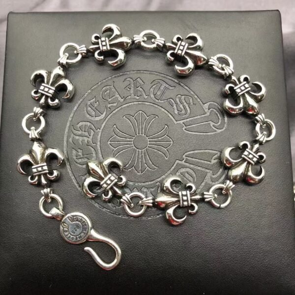 Chrome HeartsBracelet