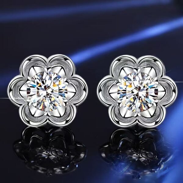 Ladies moissanite Earrings
